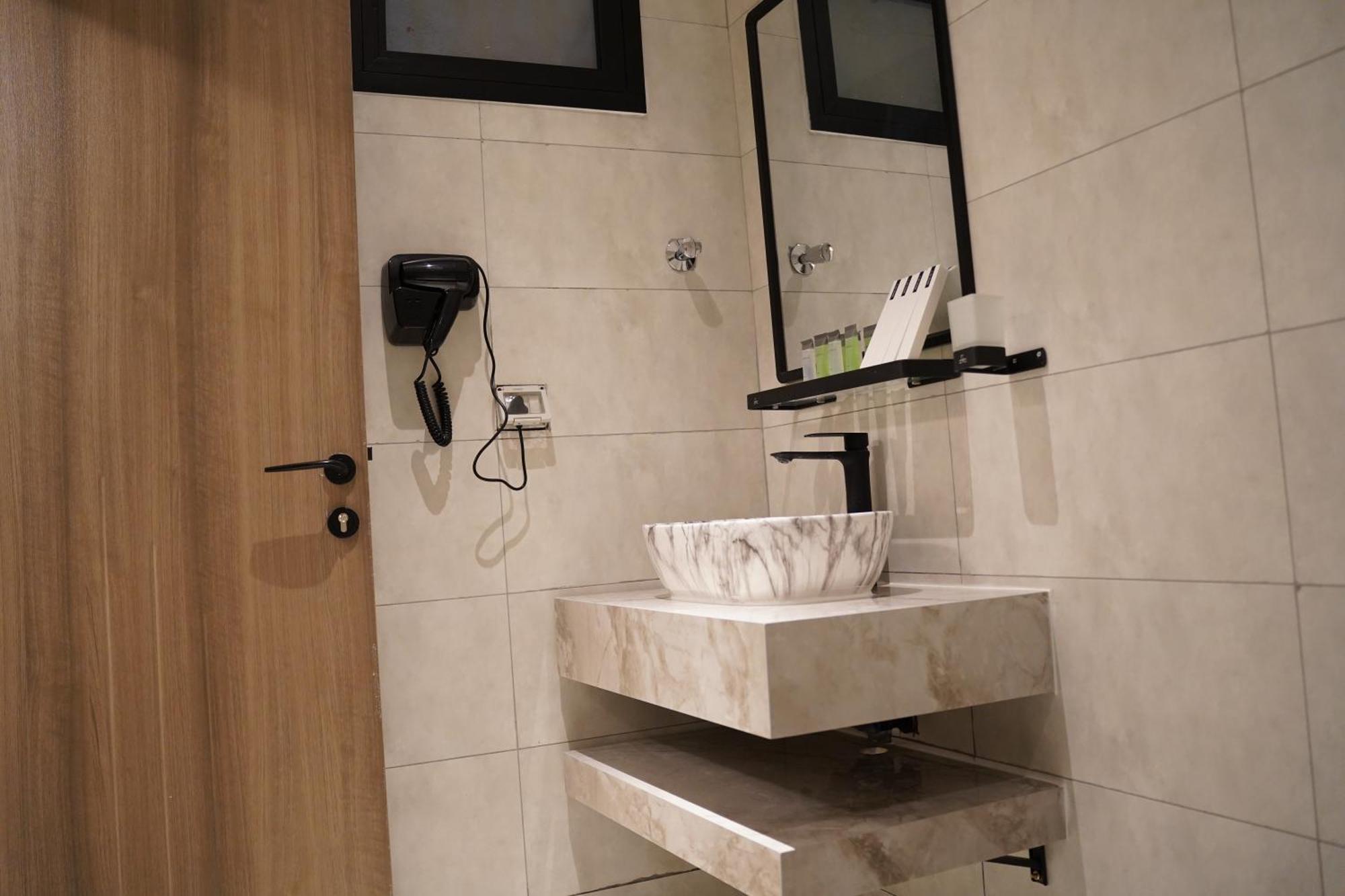 Appartamento Lavenue Resthouse Nizwa Esterno foto